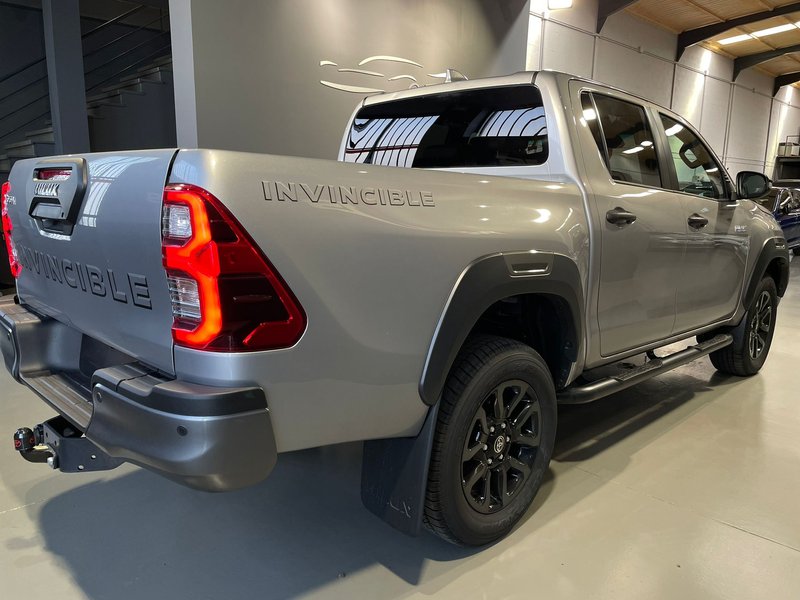 Toyota Hilux 2025, foto 4
