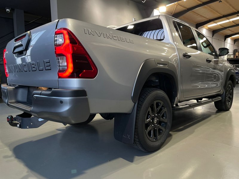Toyota Hilux 2025, foto 34