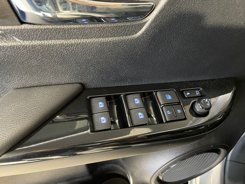 Toyota Hilux 2025, foto 18