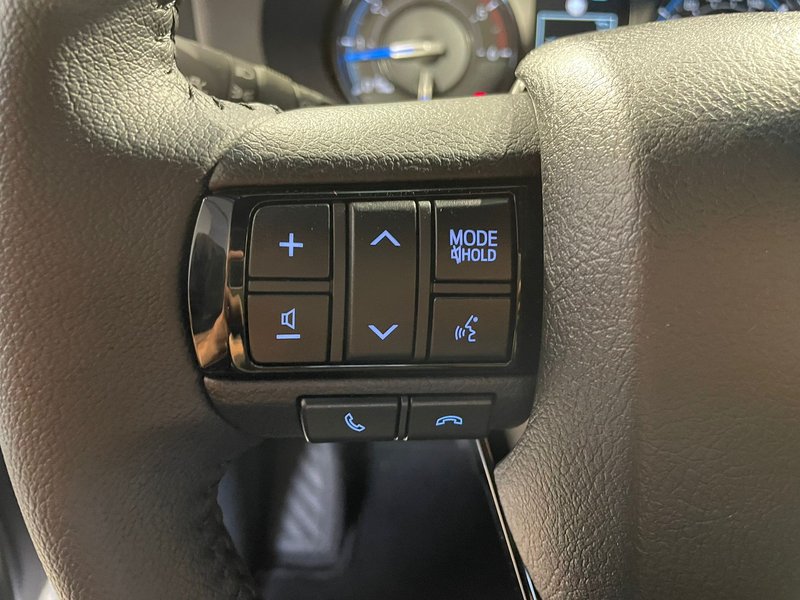 Toyota Hilux 2025, foto 22