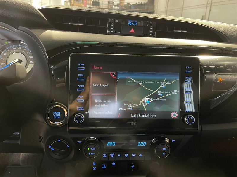 Toyota Hilux 2025, foto 25
