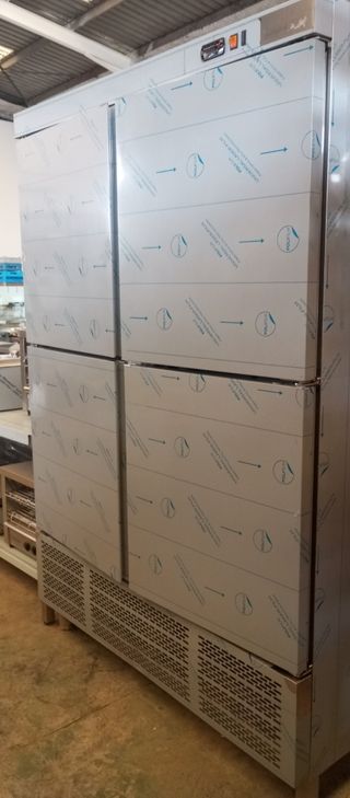 ARMARIOS REFRIGERADOS