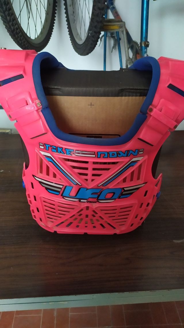 Pettorina protezione moto cross