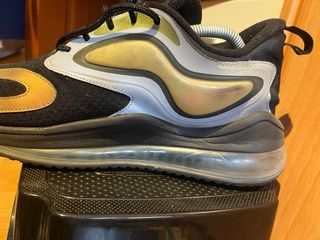 Nike Air Max 720 Zephyr Evo