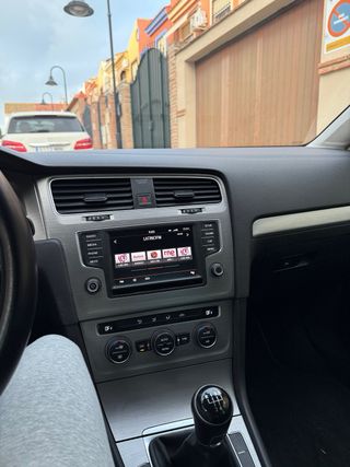 Volkswagen Golf 2016