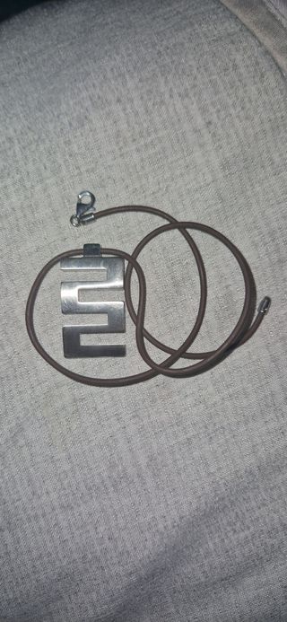 Conjunto colgante y pulsera Lotus