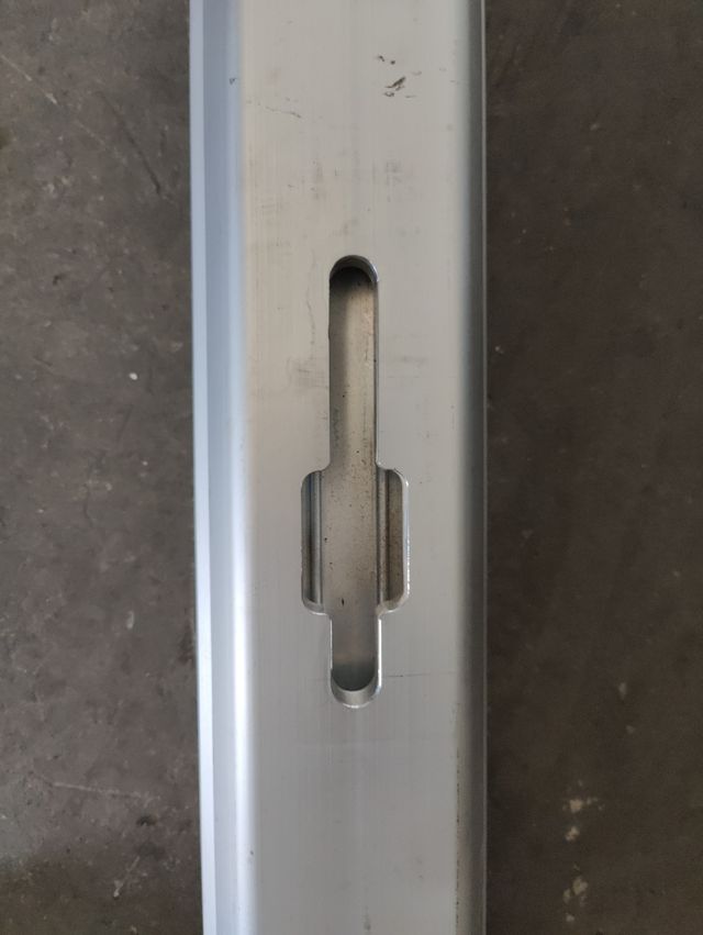 Parachoques trasero camion Renault