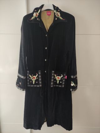 Abrigo negro largo Flamenco