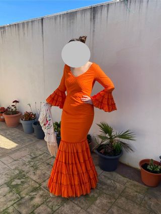 Vestido de flamenca/Traje de gitana canastero.