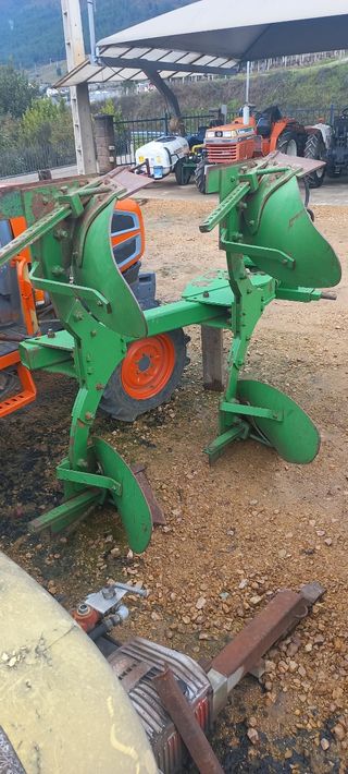 Arado bisurco 14 pulgadas