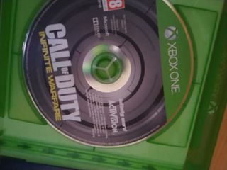 3 juegos en disco de Xbox one