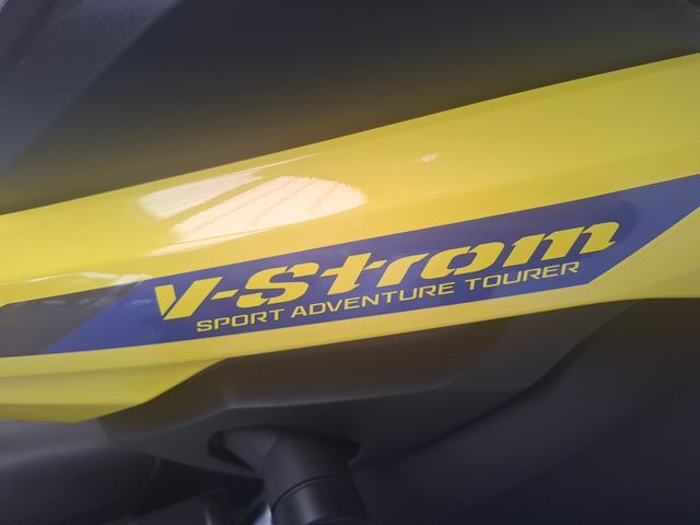 Suzuki  V- STROM XT 650 2025