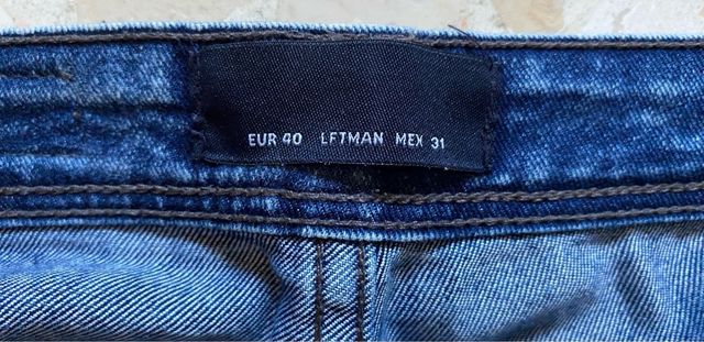 Pantalón Vaquero azul roto