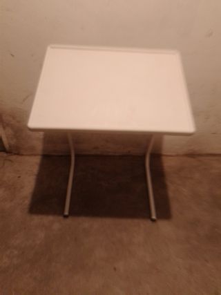 Mesa auxiliar