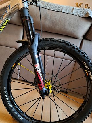 Bicicleta mtb enduro