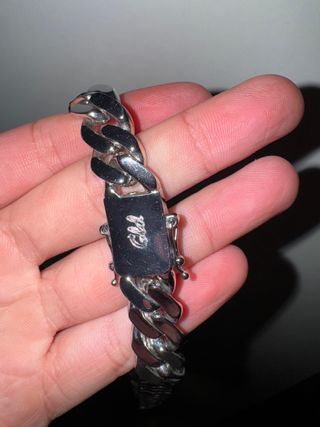 Cadena cubana con diamantes y oro blanco