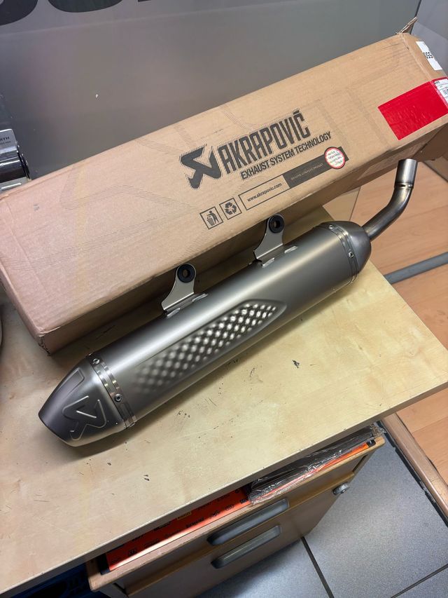 ESCAPE AKRAPOVIC KTM 55705981000