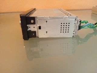 Radio de coche con pendray