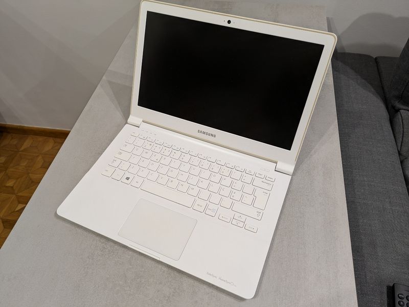 Ordenador portátil Samsung Ativ Book 9 Lite afbeelding 2