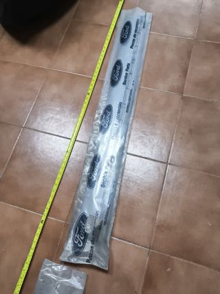 Molduras puerta Fiesta mk2