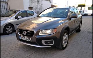 Volvo XC70 2010