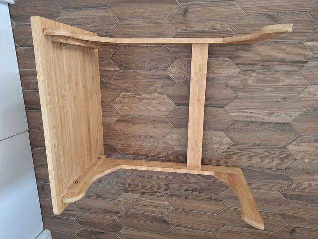 Mesa auxiliar para portátil Hægebostad