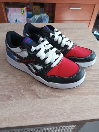 Zapatillas basket Reebok kids t. 38