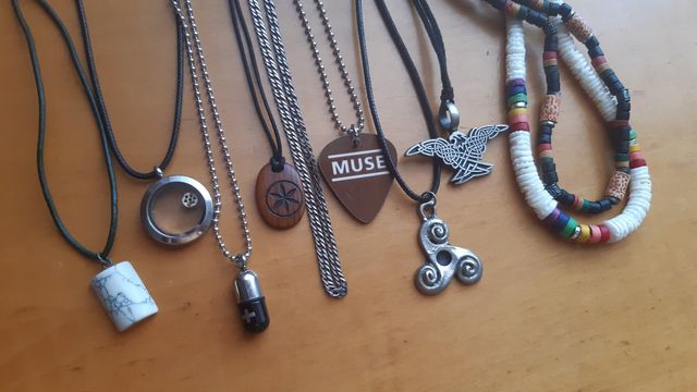 Colgantes bisutería