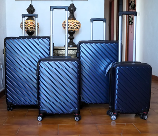 4 Maletas 1 x 23kg + 1 x 20kg + 1 x 10kg + 1 x 8kg