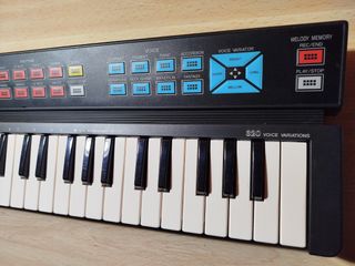 YAMAHA PSS-80 TECLADO