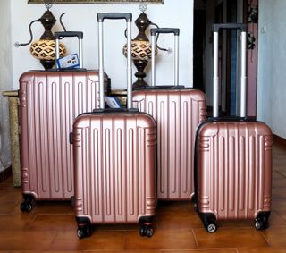 4 Maletas 1 x 23kg + 1 x 20kg + 1 x 10kg + 1 x 8kg