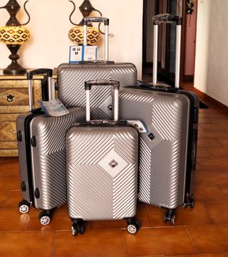 4 Maletas 1 x 23kg + 1 x 20kg + 1 x 10kg + 1 x 8kg