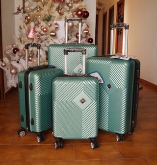 4 Maletas 1 x 23kg + 1 x 20kg + 1 x 10kg + 1 x 8kg