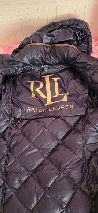 Chaqueta plumón Ralph Lauren.