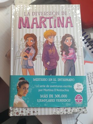 Misterio en el internado (La diversión de Martina 5)