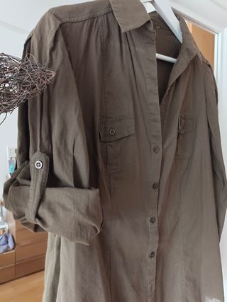 Camiseta verde militar Zara 