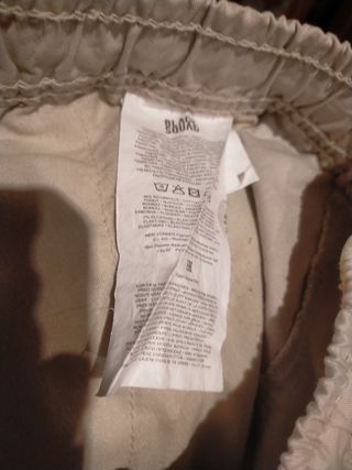 Pantalones joggers,crema, talla L.