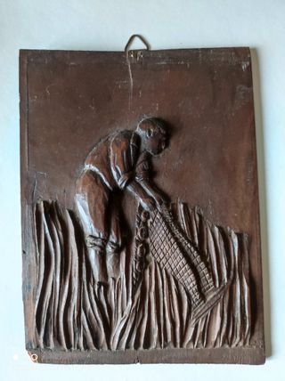 Altorilievo in legno antico