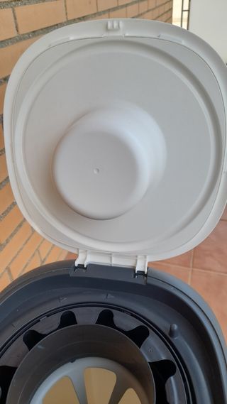 Contenedor de pañales. Tommee tippee