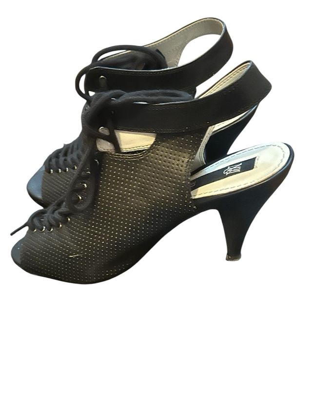 Botin chica trenzado color negro