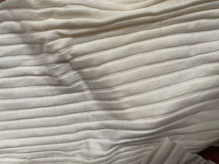 Trozos de tela crema de punto