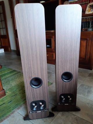 ALTAVOCES Q ACOUSTIC MODELO 3050