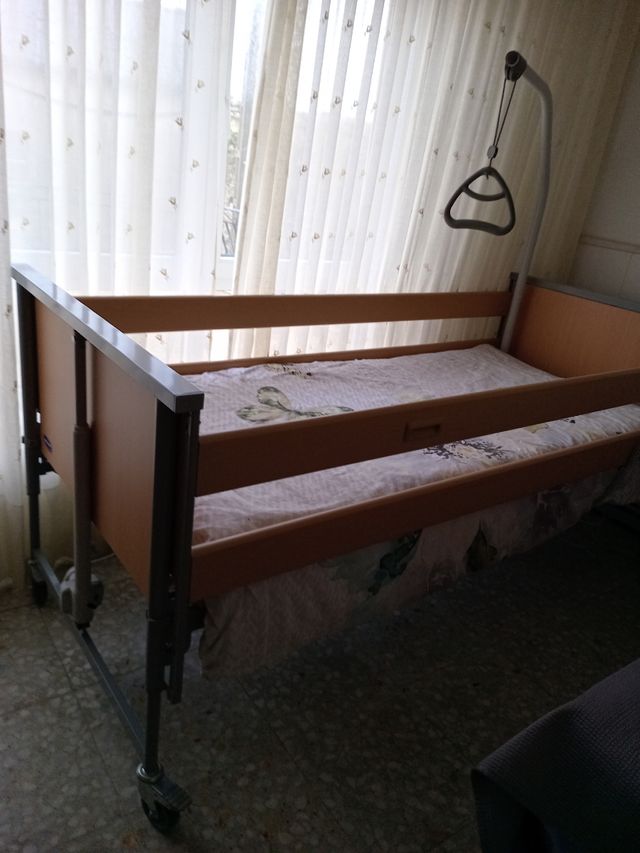 Cama geriatrica
