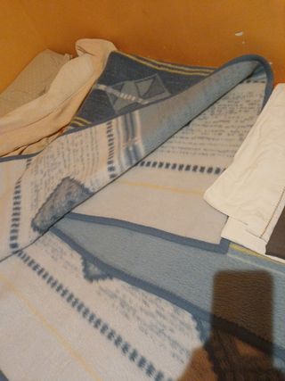 REBAJA/gran lote-ropa cama variado.