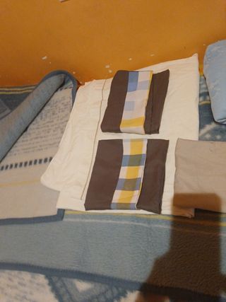 REBAJA/gran lote-ropa cama variado.