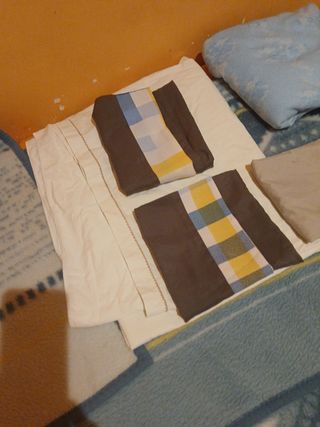 REBAJA/gran lote-ropa cama variado.