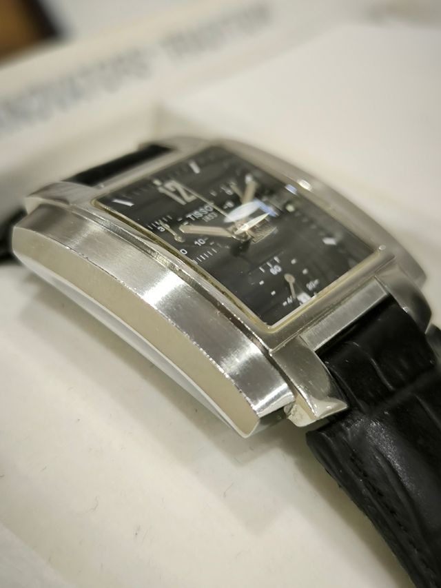 Reloj Tissot tank