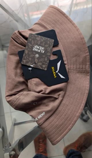 Gorro Salewa Nuevo