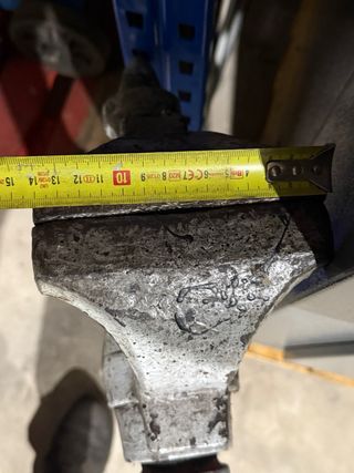 TORNILLO DE BANCO ANTIGUO