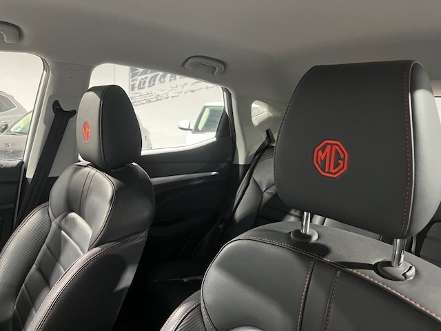 MG ZS 1.5 VTI TECH LUXURY 2024, foto 3